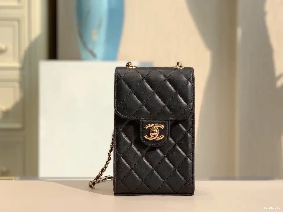 Firstbag Ru WITH CHAIN HOLDER CHANEL PHONE 0621